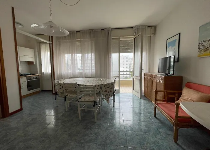 Διαμέρισμα Cansiglio- Walterigato Apartments- Solo Per Famiglie Τζεσόλο Λίντο