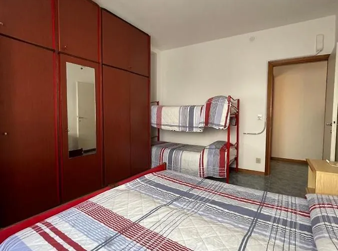 Διαμέρισμα Cansiglio- Walterigato Apartments- Solo Per Famiglie Τζεσόλο Λίντο